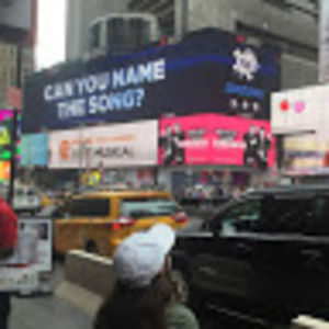 Meet your Posher, Izzy